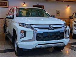 میتسوبیشی L200